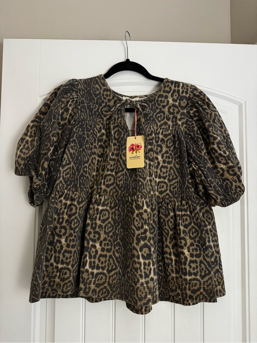 entro Leopard Print Puff Sleeve Tunic - Olive Brown